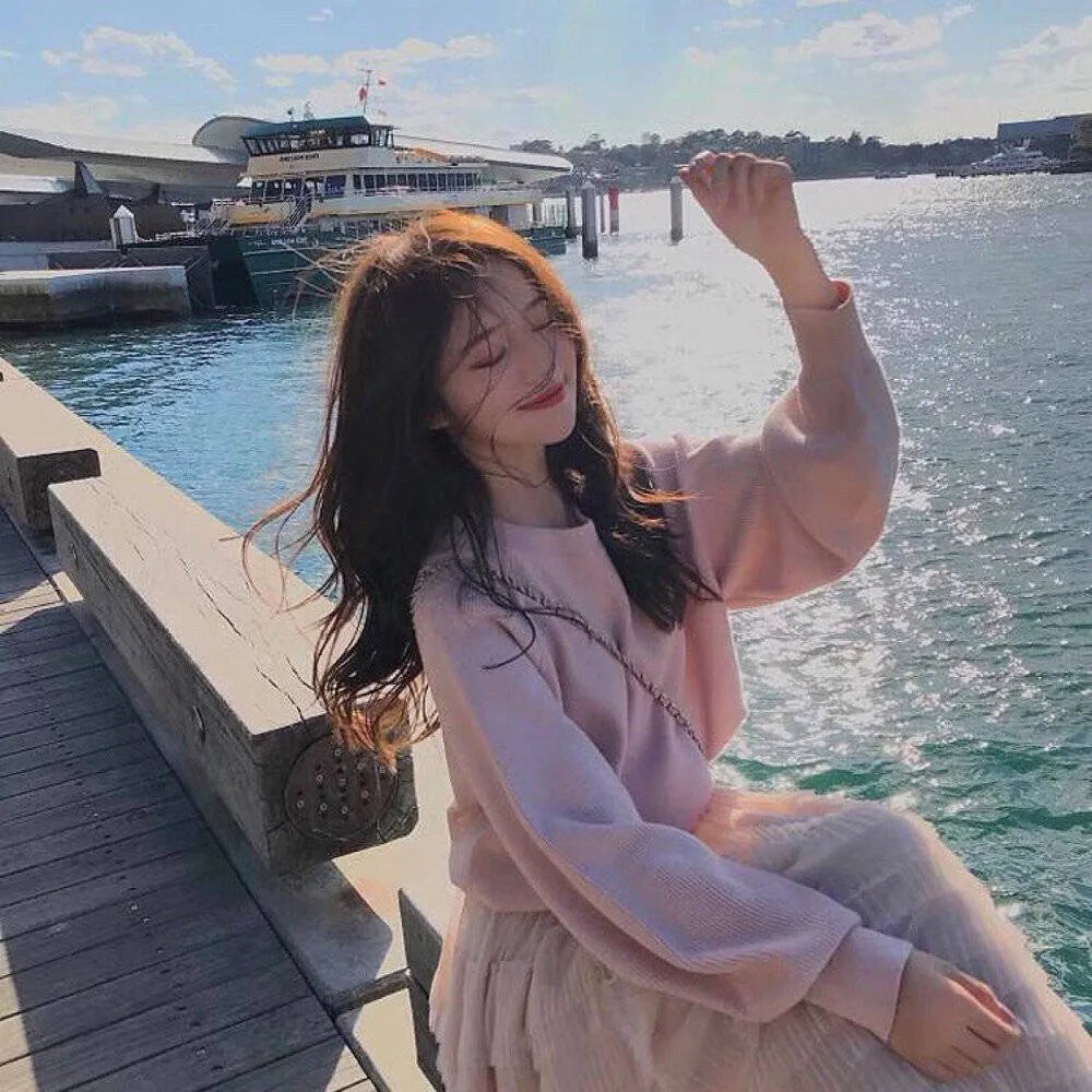 有些女孩这样做